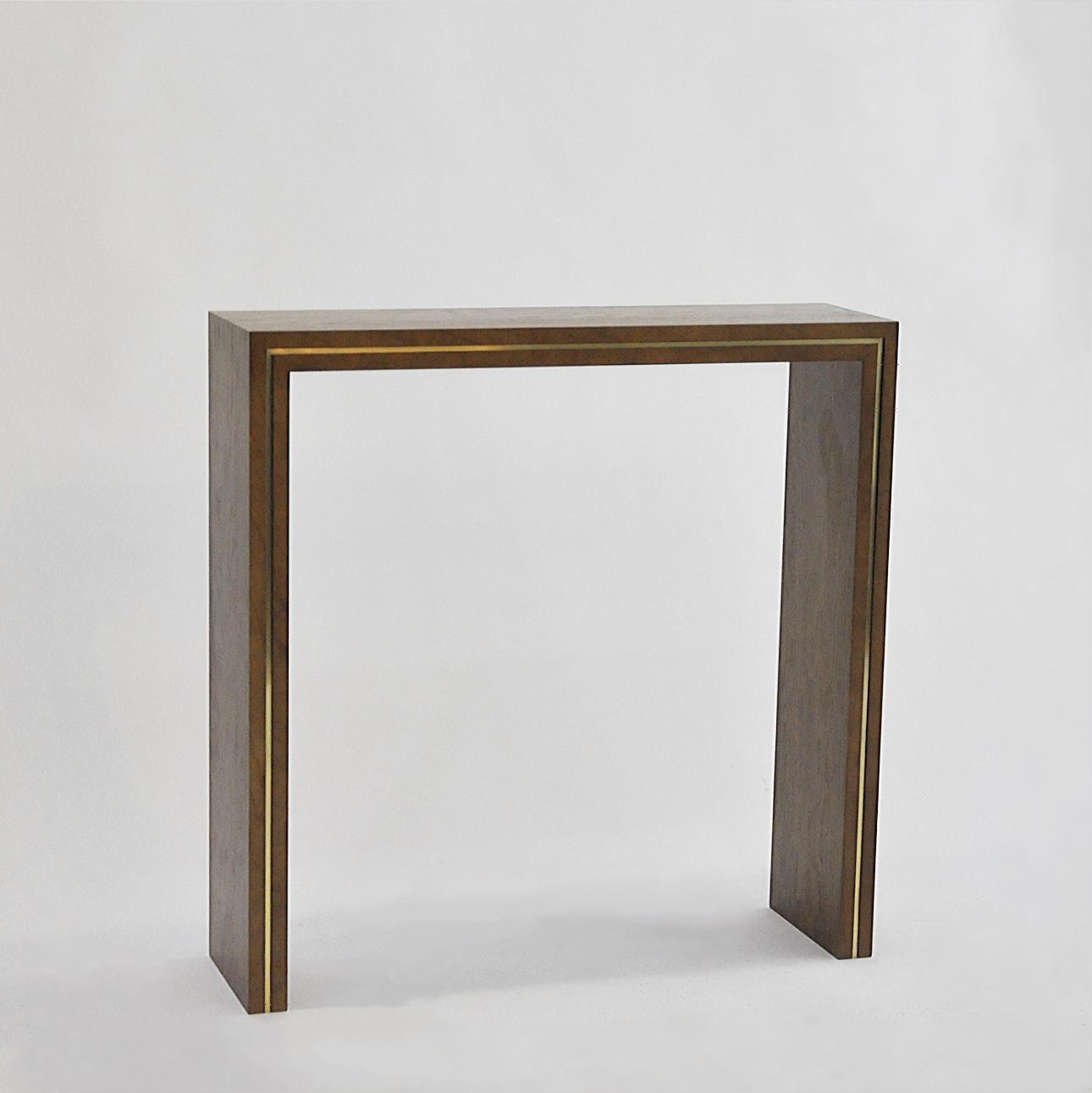 Консоль Brick Консоль Brick